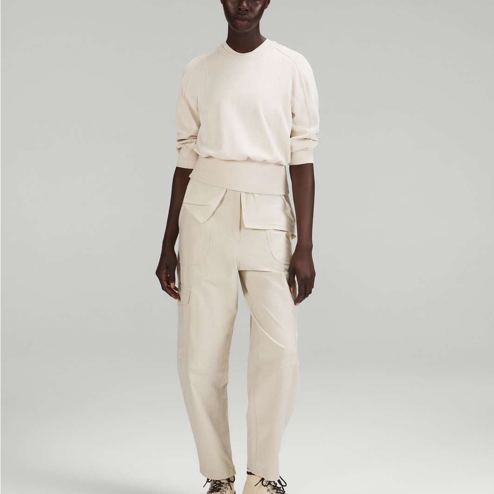 Lululemon Light Utilitech Cargo Pocket High-Rise Pant Ivory